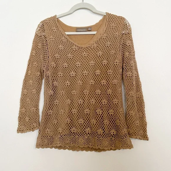 Croft & Barrow Tan Long Sleeve Lace Crochet Mesh Long Sleeve Brown floral Blouse - Picture 3 of 7